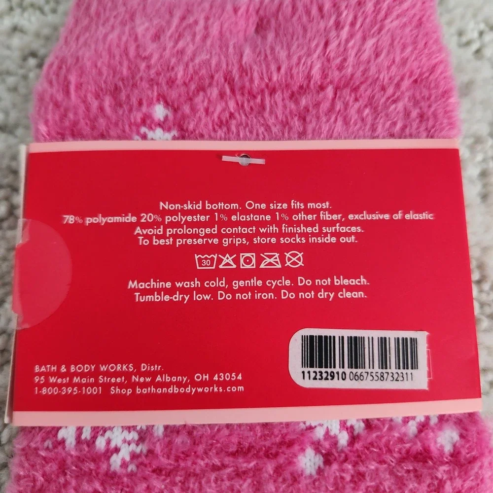 Bath & Body Works Pink Penguin Candy Cane Shea-Infused Christmas socks OS NWT